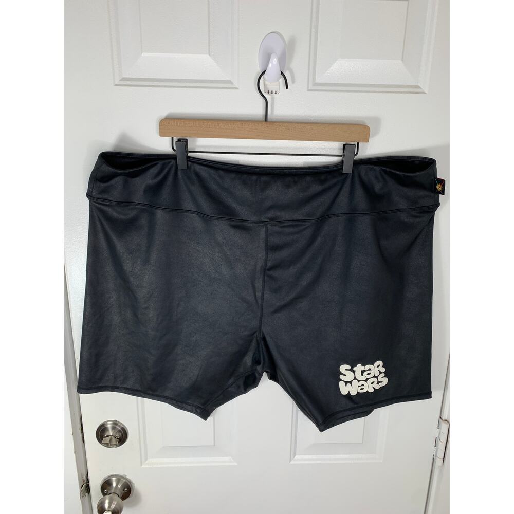 Disney Parks Star Wars Women’s Shorts Size 3X